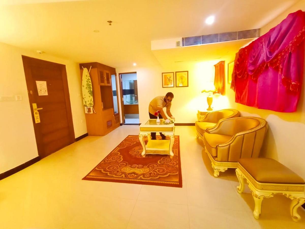 Hill Palace Hotel & Spa Kochi Eksteriør bilde