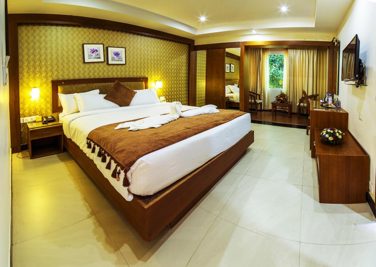 Hill Palace Hotel & Spa Kochi Eksteriør bilde